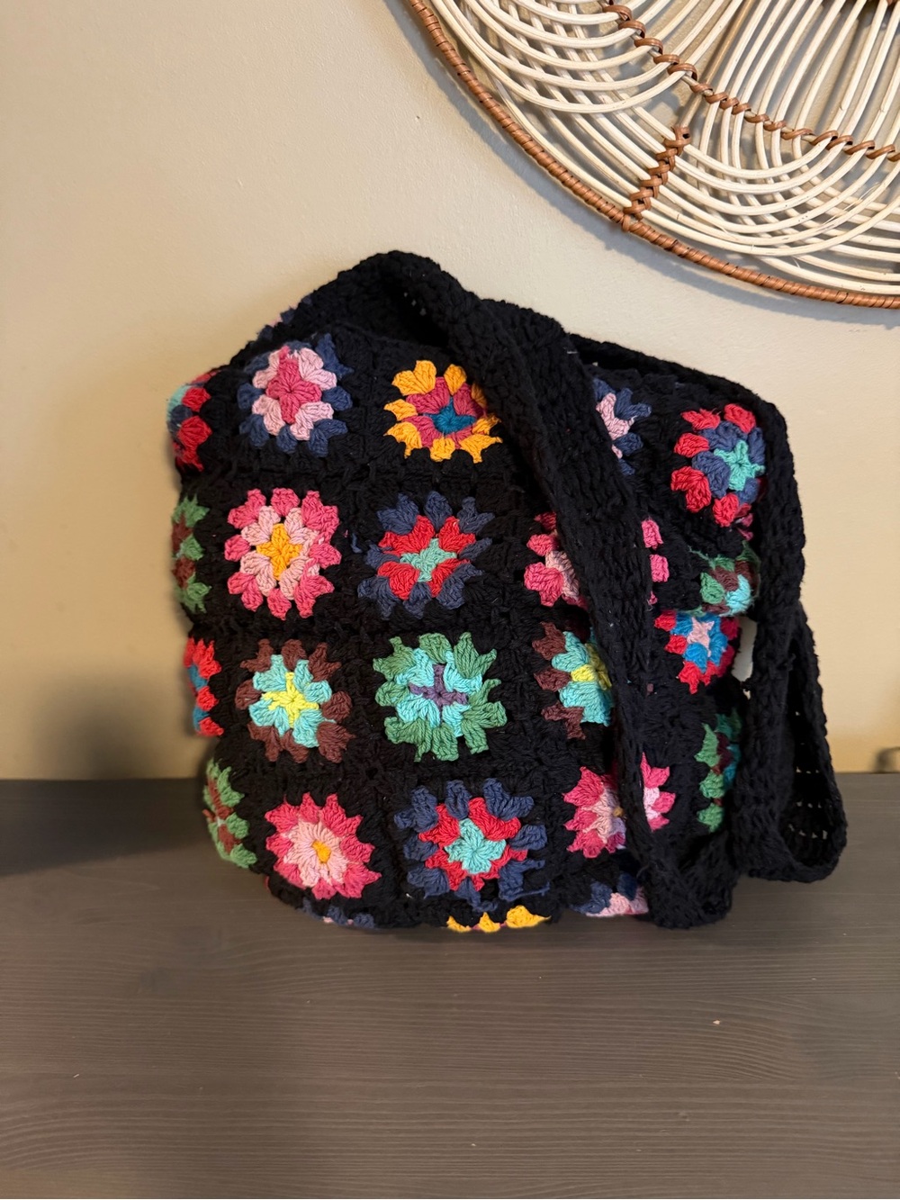 Boho Granny-square Crochet Floral Patchwork Shoulder Bag in Black - Picture 2 of 11